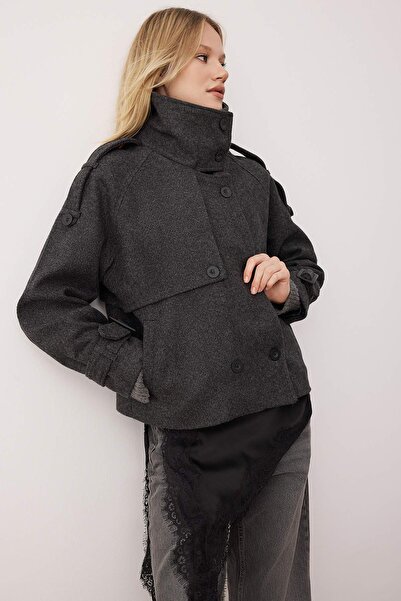 Trendyol Collection Palton oversize midi cu catifea gri închis diagonal dublu la două piept TWOAW26KB00040