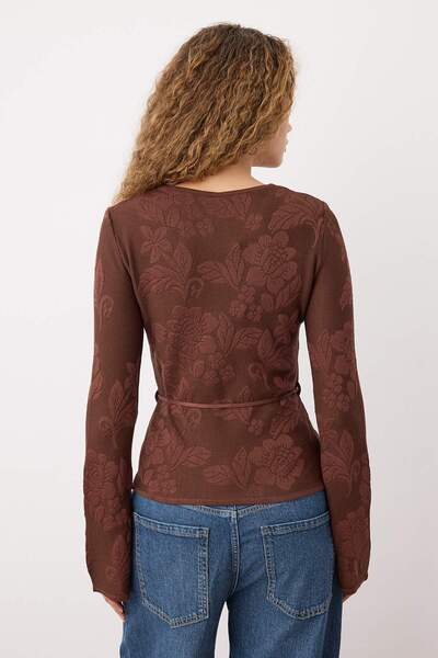 Trendyol Collection Brown Mercerized Look Rose Pattern Textured Knitwear Sweater Twoaw26Kz00054