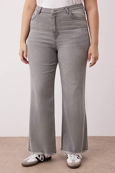 Trendyol Curve Gray High Waist Wide Leg Comfort Plus Size Wide Leg Jeans with Dirty End Detail Tbbss23Cj00009