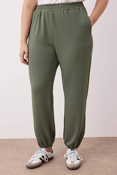 Trendyol Curve Khaki Loose Jogger Draped Soft Button Knitted Plus Size Sweatpants Tbbaw25Aj00003