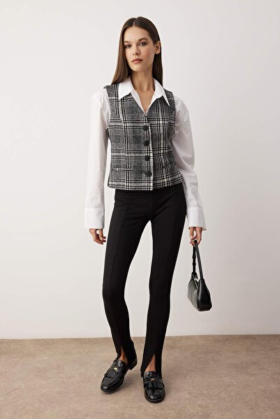 Trendyol Collection Black Regular Plaid Check Stamp Woven Vest Twoaw26Ye00054