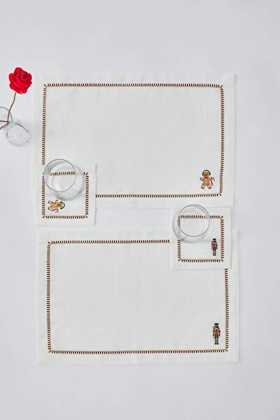 TRENDYOLMİLLA HOME 2-Pack Christmas Themed American Serviettes 32X48Cm & 2-Pack Cocktail Napkins 15X15Cm Tphaw26Run00002