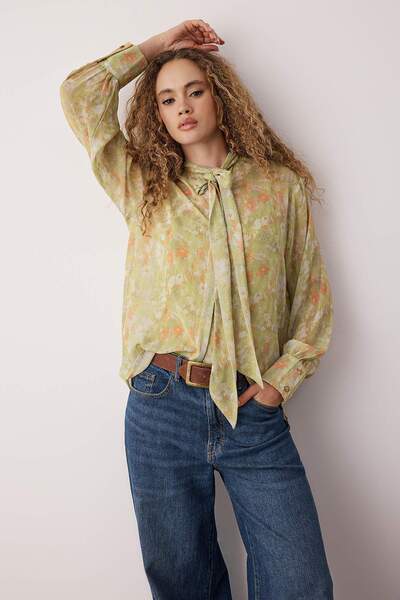 Trendyol Collection Light Green Chiffon Floral Scarf Collar Woven Blouse with Inner Tank Twoaw26Bz00279