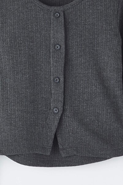 TRENDYOLKIDS Gray Cotton Crew Neck 2-Piece Undershirt-Cardigan Crop Regular Girl's Knitted Set Tkdaw26Ts00015