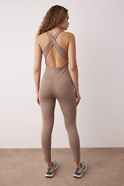 Trendyol Collection Brown Diving/Scuba Fabric Sports Knitted Jumpsuit Thmaw26Tu00001