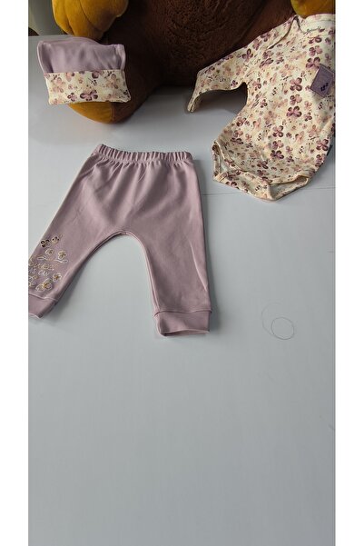 Miniworld Erkek-Kız Bebek Omuz Genişletmeli Çıtçıtlı Body Pijama Bere Takımı, %100 Pamuk , Modern Tasarım