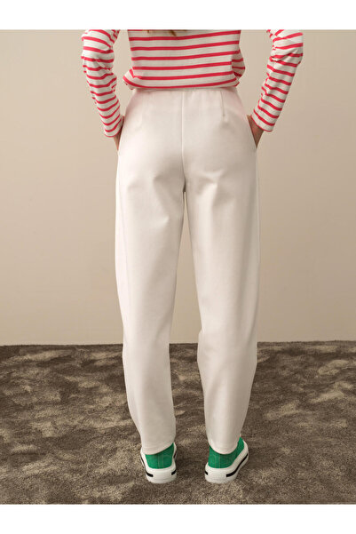 Xint Kadın Kırık Beyaz Pamuk Dokulu Regular Fit Sweat Pantolon