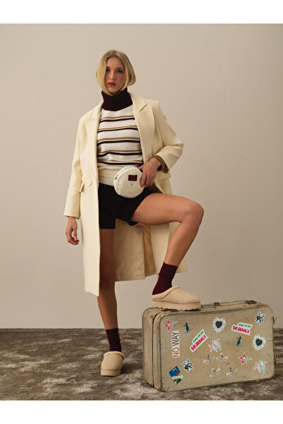 Xint Kadın Ekru Düğmeli Oversize Kaban