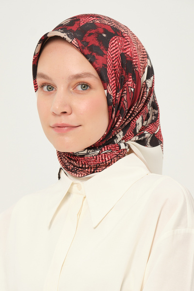 Madame Polo Printed Rayon Scarf Multicolor Wrinkle-Free Patterned