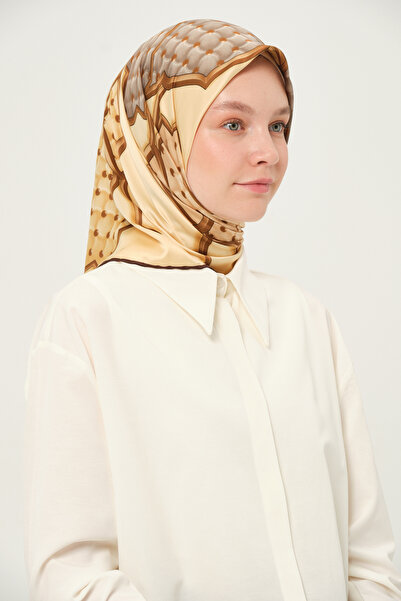 Madame Polo Eșarfă din raion Trend Multicolor, fără riduri, cu model 90x90 cm