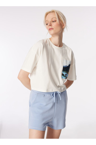 Discovery Expedition Beyaz Kadın Bisiklet Yaka Oversize Fit Baskılı T-Shirt D...