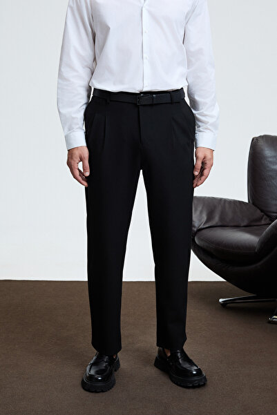 GRIMELANGE BRIGHAM Erkek Beli Lastikli Yanları Ve Arkası Cepli Fermuarlı Pileli Relaxed Fit Dokuma Siyah Pantol