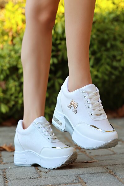 kajal ayakkabı حذاء بكعب مخفي لامع ومفصل بشريط MDLN 1502