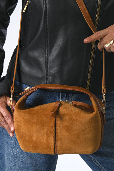 ABBRA Γυναικεία μικρή τσάντα από γνήσιο δέρμα σουέτ με επένδυση και λουράκι ώμου