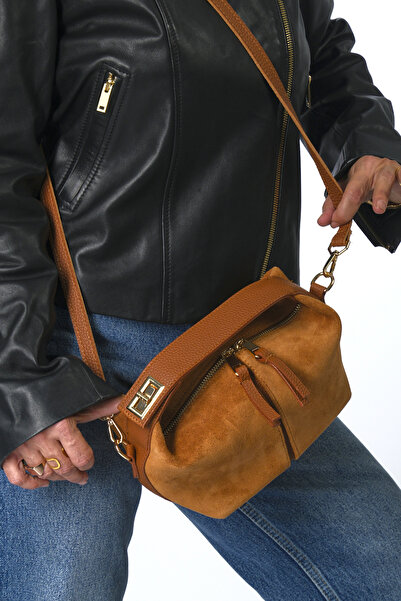 ABBRA Γυναικεία μικρή τσάντα από γνήσιο δέρμα σουέτ με επένδυση και λουράκι ώμου