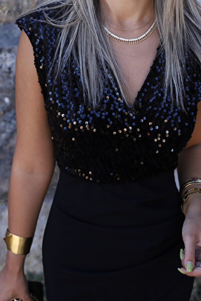 bytugcekaya Siyah Sıfır Kol Payetli Kruvaze Elbise