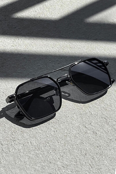 Roger Bacon Unisex Black Sunglasses Uv400 Protection