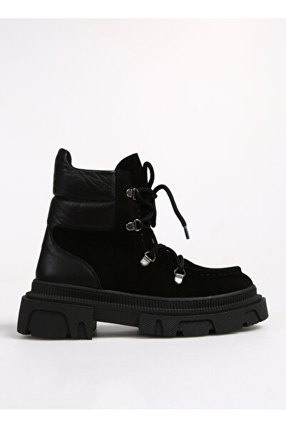 Fabrika Siyah Kadın Bot MELITA