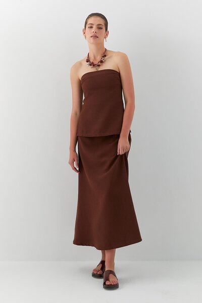 MARKALİSTE Φόρεμα με κομμένη μπλούζα καφέ