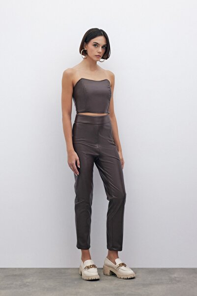 Sateen Кожени панталони с висока талия - кафе