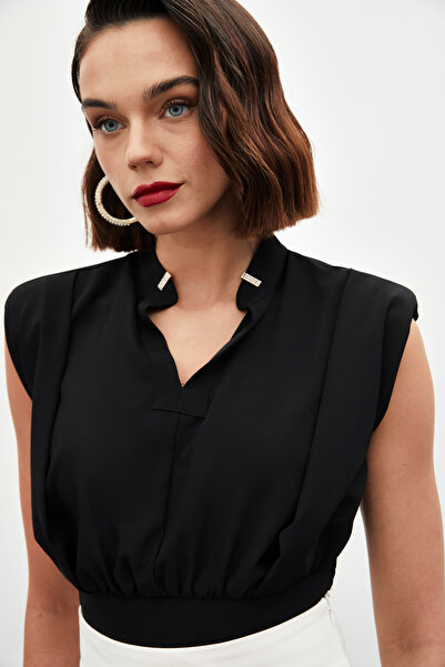 Sateen Black Tank Top - Collar Accessory