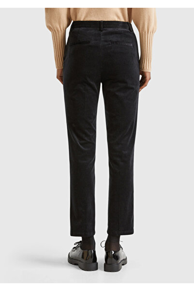 United Colors of Benetton Women's Black Cotton and Modal Blended Front Pocket Velvet Chino Pants