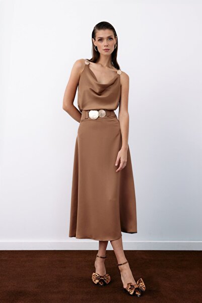 Sateen Fusta evazată cu accesorii pentru curea - Camel