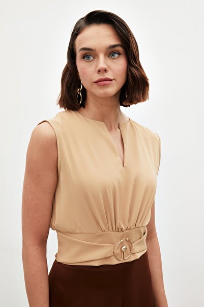 Sateen Toka Detaylı Kolsuz Bluz - Camel