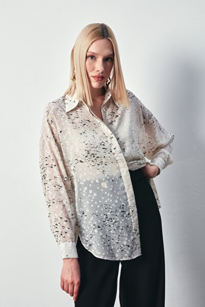 Sateen Бродирана широка риза - камък-сребро