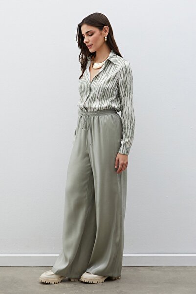 Sateen Shiny Green Waist Elastic Trousers