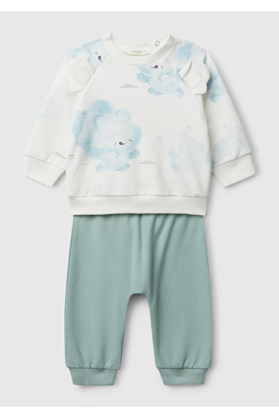 United Colors of Benetton Bebek Su Yeşili - Beyaz Tamamı Baskılı Kulaklı Üst ve Arkası İşlemeli Alt Eşofman Takımı