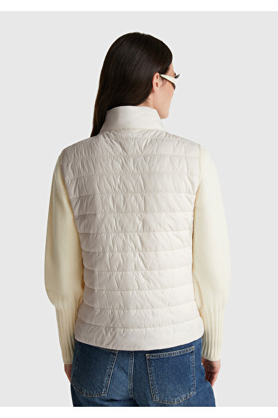 United Colors of Benetton Kadın Krem Polyester Dolgulu Fermuarlı Slim Fit Pufa Yelek