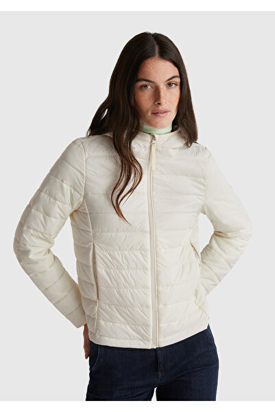 United Colors of Benetton Women's Cream Polyester Filled Zippered Hooded Slim Fit Puffer Coat