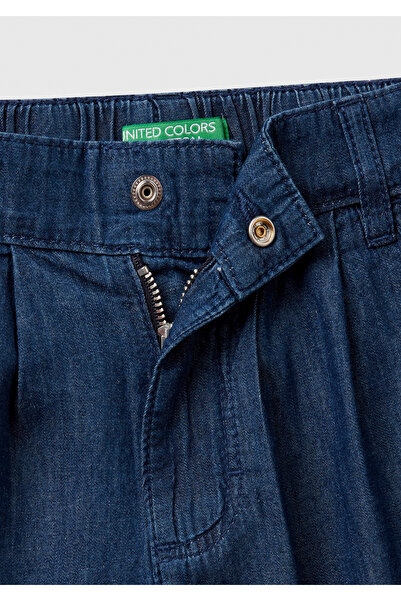 United Colors of Benetton Kız Çocuk Koyu Denim Arka Ceplerde Logo İşlemeli Düğmeli Denim Şönil Şort