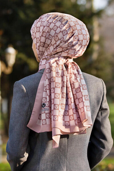 Vissona قماش حرير المدينة الفاخر بنمط مونوغرام لون الحليب والقهوة 75 × 195 شال غير قابل للتلطخ نوع خياطة كريب الطحالب إيطاليا