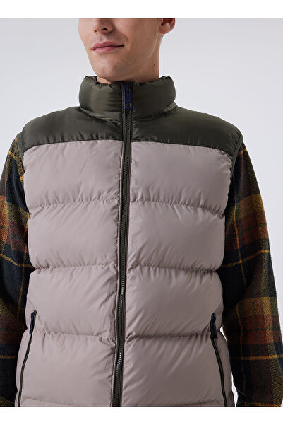 Lee Cooper Μπεζ ανδρικό γιλέκο - 241 LCM, Μοντέλο 235003, BLAIN BEIGE-KHAKI