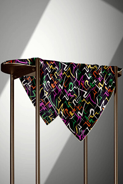 Vissona %100 Twill İpek Soyut Geometrik Desenli Fuşya - Sarı Renkli 90x90 Eşarp Dikim Şekli : El Dikişi