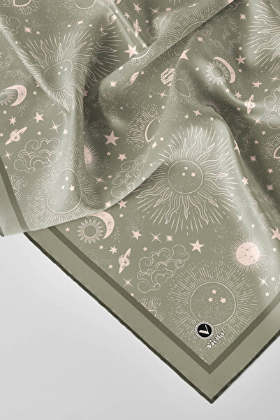 VİOLLA Twill Galaksi Desenli Haki Yeşili Renkli 90x90 Eşarp (İpek İçermez) Di...