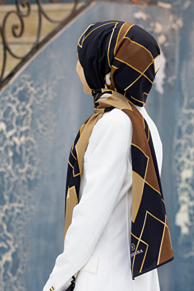 Vissona LÜKS MEDİNE İPEĞİ GOLD DETAYLI KARO DESENLİ HARDAL RENKLİ 75X195 KIRIŞMAZ ŞAL MOSS KREP DİKİŞ TİPİ İ