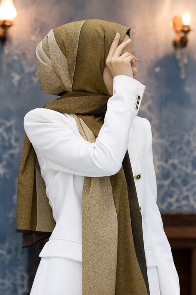 Vissona LÜKS MEDİNE İPEĞİ DALGA DESENLİ BEJ RENKLİ 75X195 KIRIŞMAZ ŞAL MOSS K...