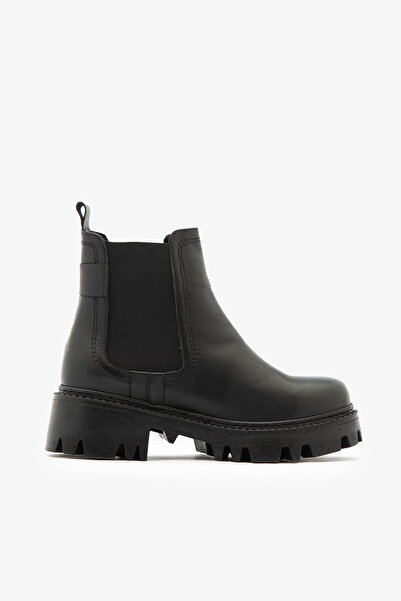 SAYL Black Genuine Leather Women's Boots with Elastic Sides