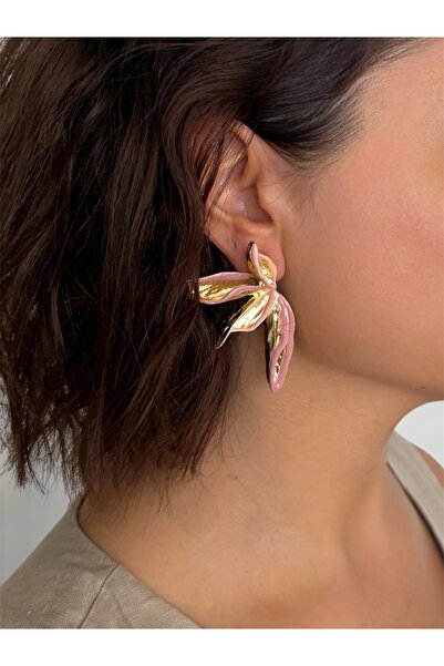 DGK COLLECTİON 14K gold renk,Yaprak detaylı,trend şık özel tasarım çiçek küpe