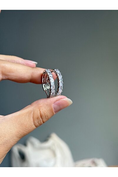 DGK COLLECTİON GÜMÜŞ RENK FULL TAŞLI ZARİF,HİPOALERJENİK A+ KÜPE