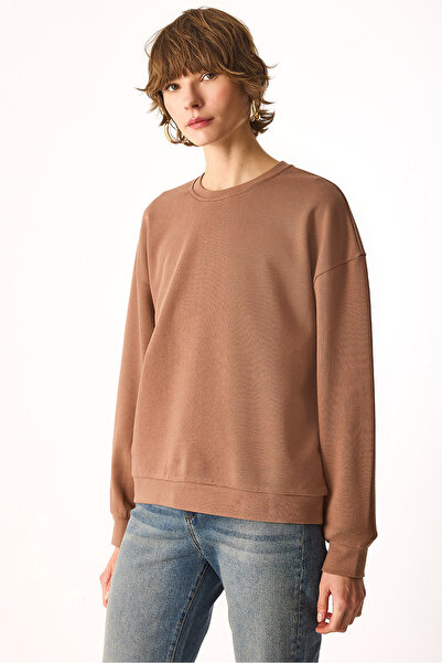 VENA Rhona Crew Neck Regular Fit 3 Thread Sweatshirt-Brown