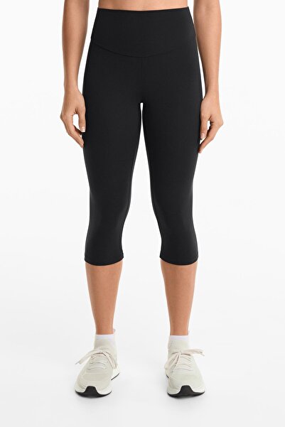 Oysho 40 cm Comfortlux High Rise Capri Tights