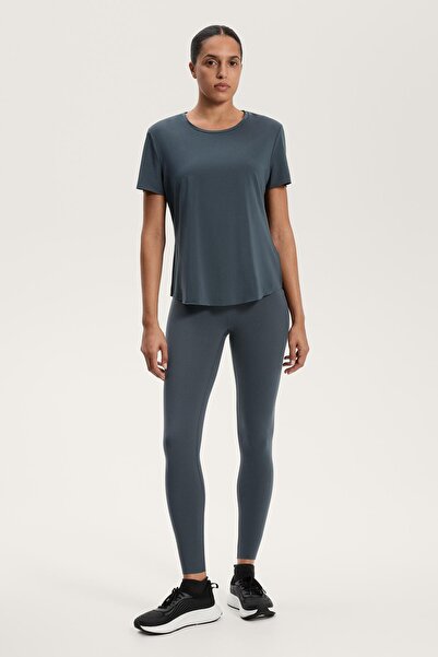 Oysho Mikro delikli teknik kısa kollu tişört