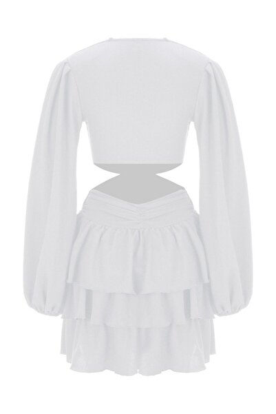 La Sarta Rochie frumoasă de damă, cu mânecă cu balon și cataramă cu volan