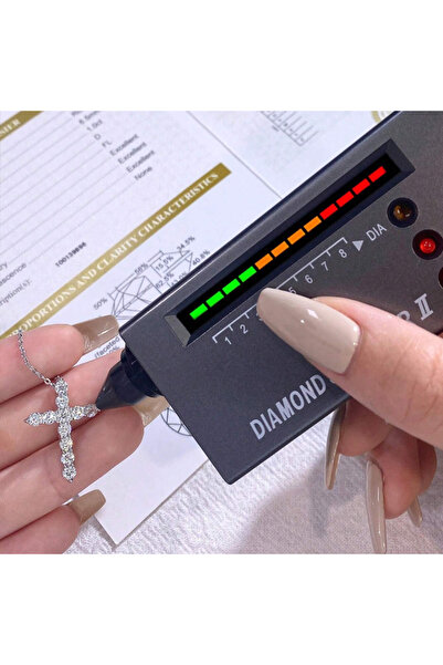 OEM Colier cruce cu diamante Moissanite