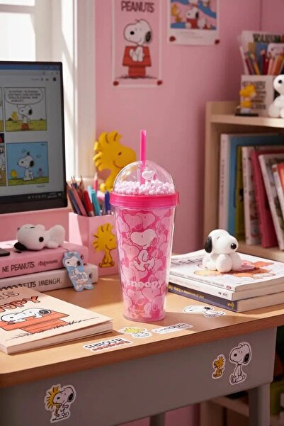 Miniso Snoopy Lisanslı Pipetli Plastik Şişe (600ml)