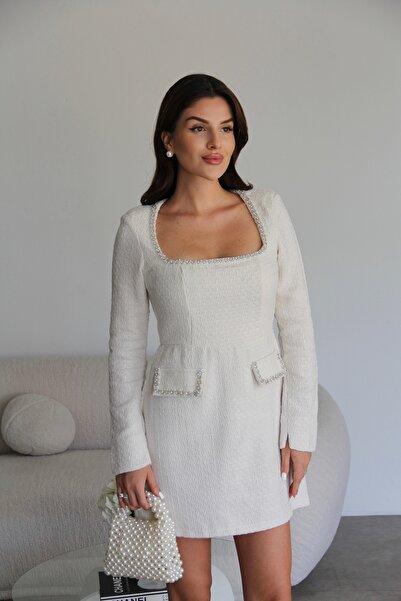 Julidress Екру бяла рокля с квадратна деколте и перли, мини, премиум дизайн, туид